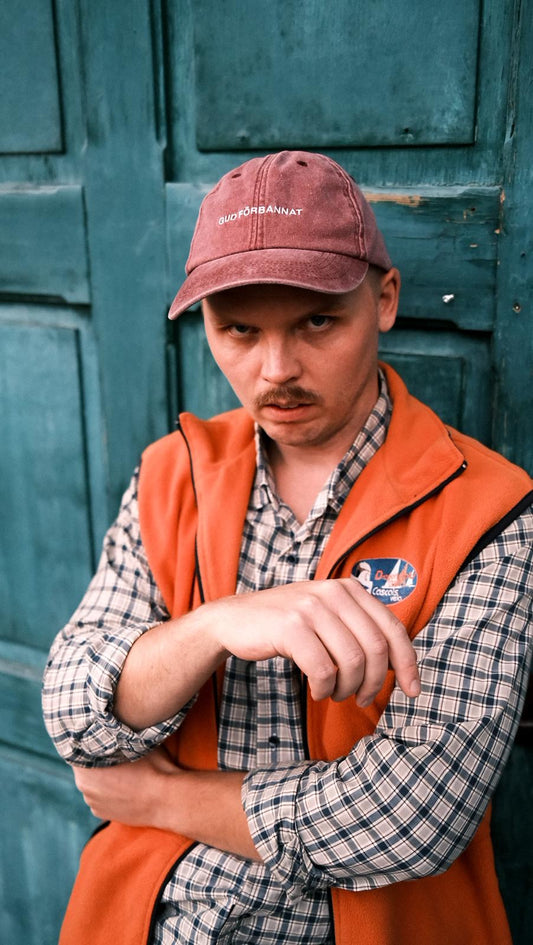 Dad Hat, tvättad vinröd - Gud förbannat
